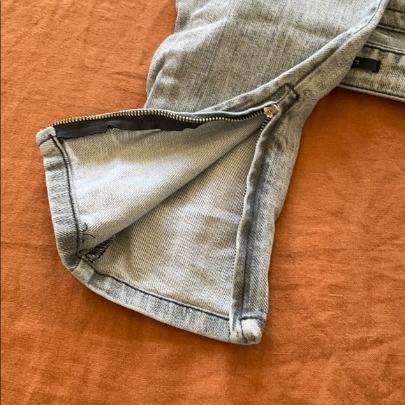 Lux cigarette low rise jeans with bottom zips - Picture 3 of 5